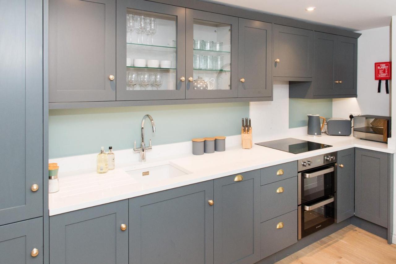 The Burrow By Harrogate Serviced Apartments Exterior photo